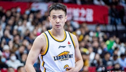 kaiyun-赵继伟否认离开辽篮，两年失去3队友，仅1人坚守，张镇麟送暖心话|篮板|王岚嵚|贺希宁|杨鸣|球迷_新浪体育_新浪新闻